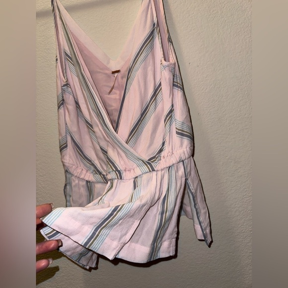 Free People women’s wrap striped pink blouse S like new girly - Picture 3 of 9